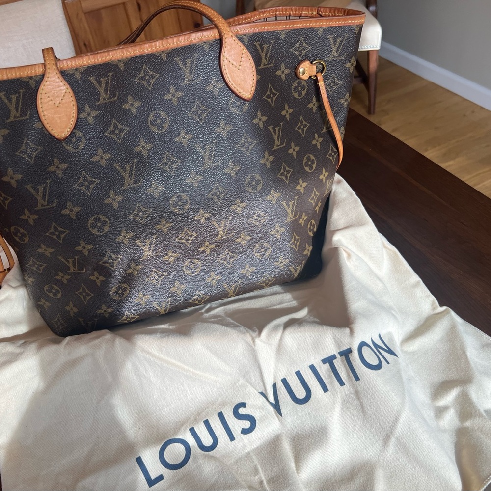Louis Vuitton Neverfull MM
